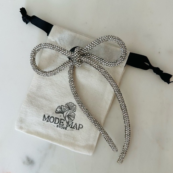 New Silver Radiance Bow Brooch - Picture 7 of 7